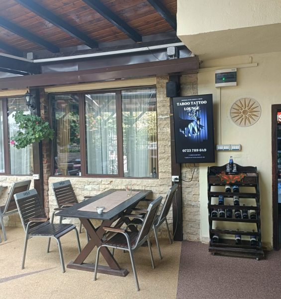 Reteaua Digitala DOOH Indoor - RESTAURANT LA MACHEDONI | din 1997