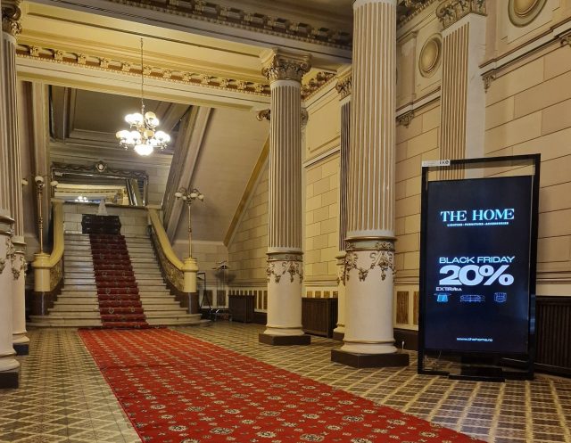 Cum ar putea Rețeaua Digitală DOOH EkoGroup să redefinească experiențele de shopping?