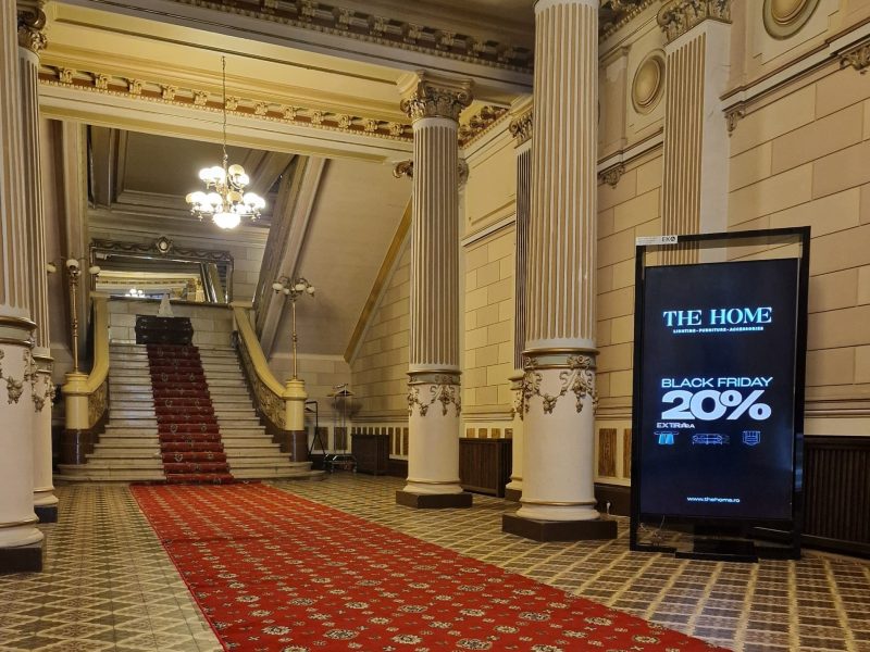 Cum ar putea Rețeaua Digitală DOOH EkoGroup să redefinească experiențele de shopping?