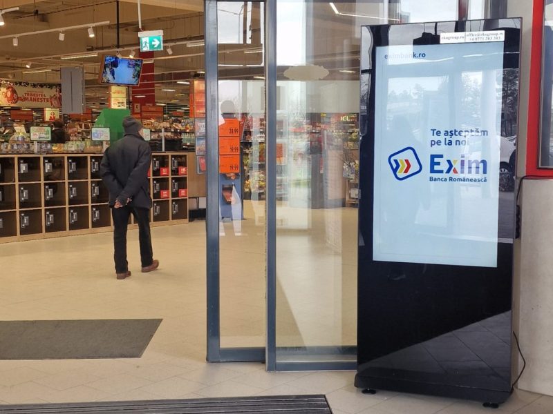 Rețeaua DOOH EkoGroup și Ciprian Petrescu cresc impactul în Brașov